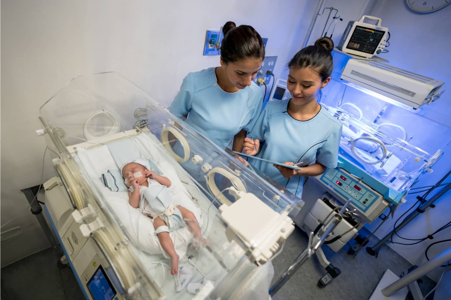 Ventajas y Beneficios de la Intervención logopédica en recién nacidos prematuros
