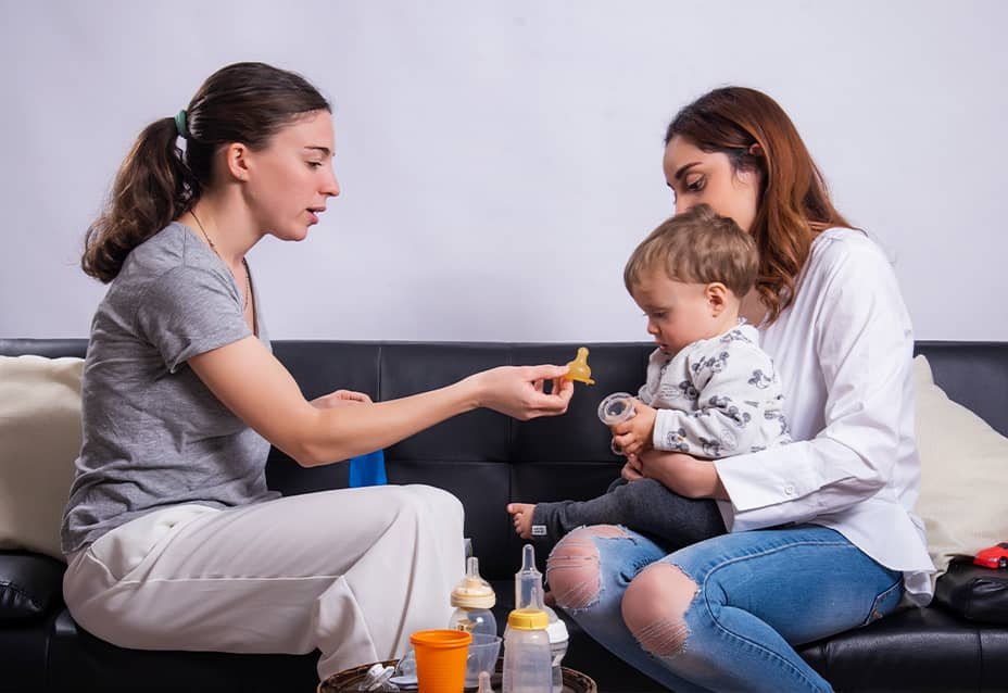 Mili Matarazzo asesorando familias